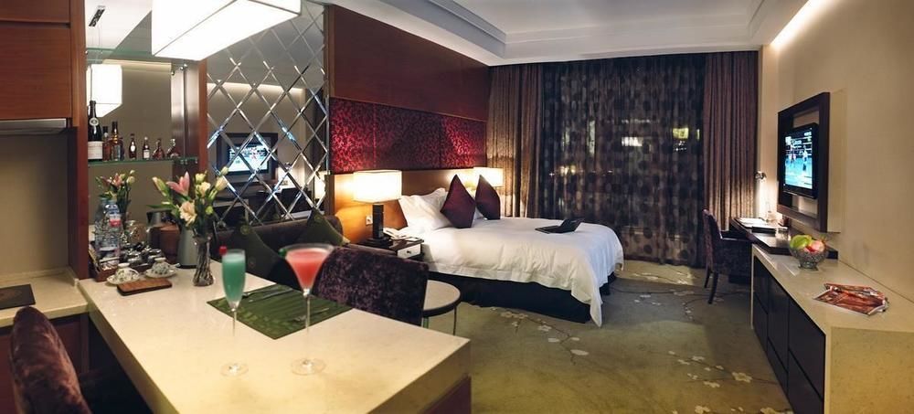 King Century Hotel Zhongshan  Bagian luar foto