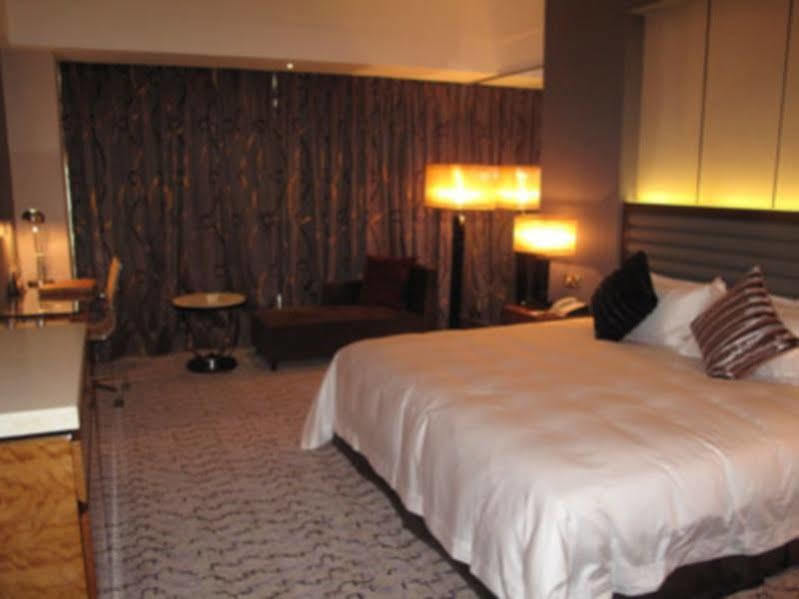 King Century Hotel Zhongshan  Bagian luar foto