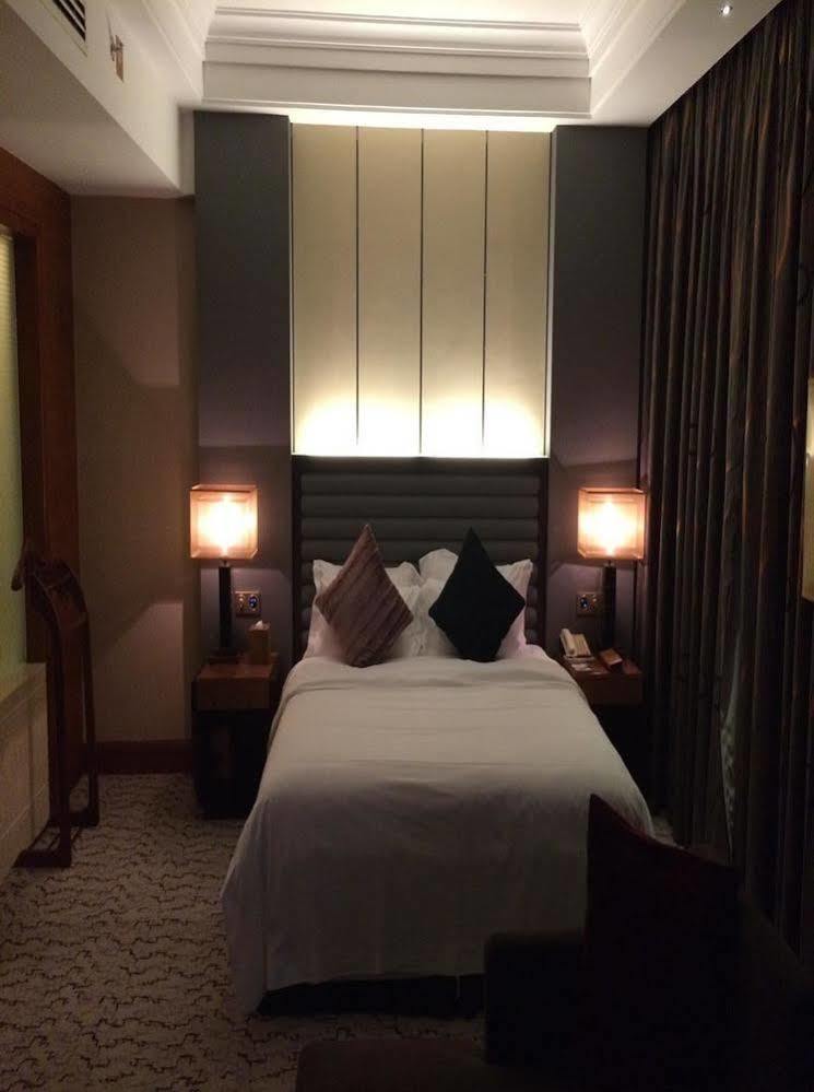 King Century Hotel Zhongshan  Bagian luar foto