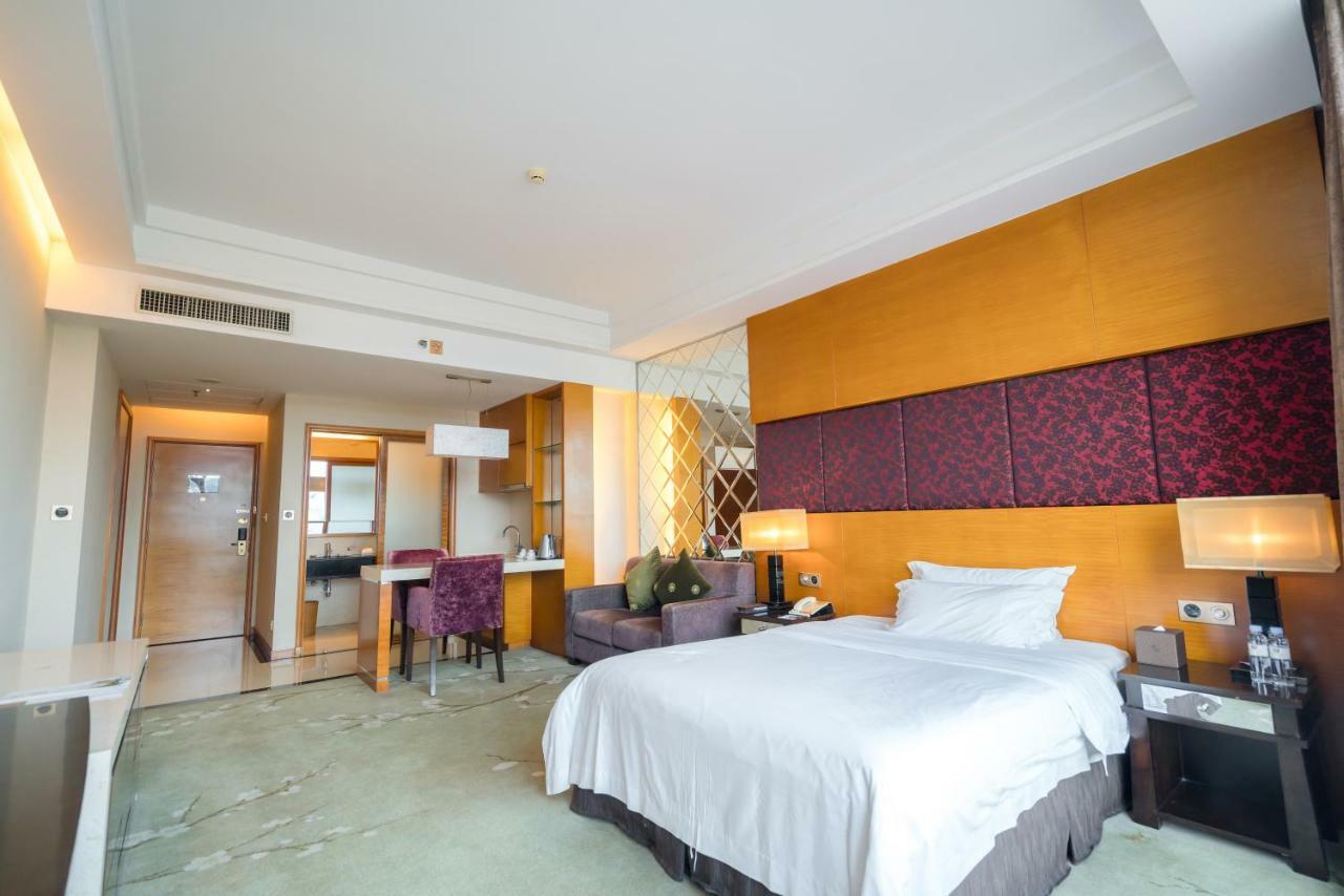 King Century Hotel Zhongshan  Bagian luar foto